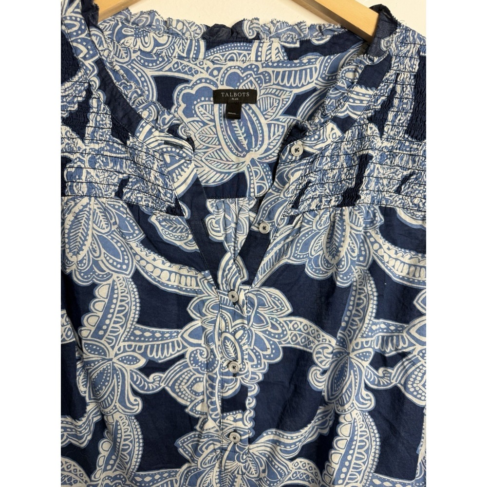 Talbots Navy and White Sleeveless Paisley V-Neck Blouse - Picture 6 of 7